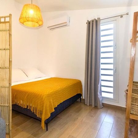 Idylle - Charmant Bungalow A 2 Pas Du Lagon Ла Салин ла Ба Екстериор снимка